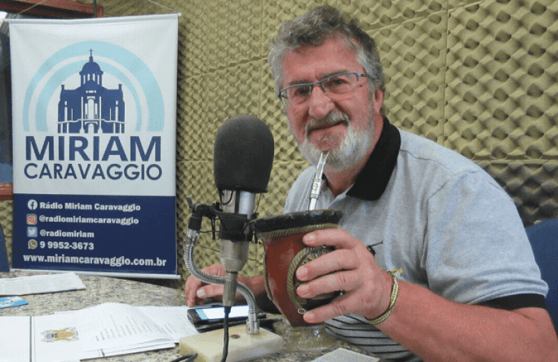Foto de capa da notícia Rádio Miriam Caravaggio e Santuário de Caravaggio prestam homenagem pelo falecimento do radialista Ricardo Ló